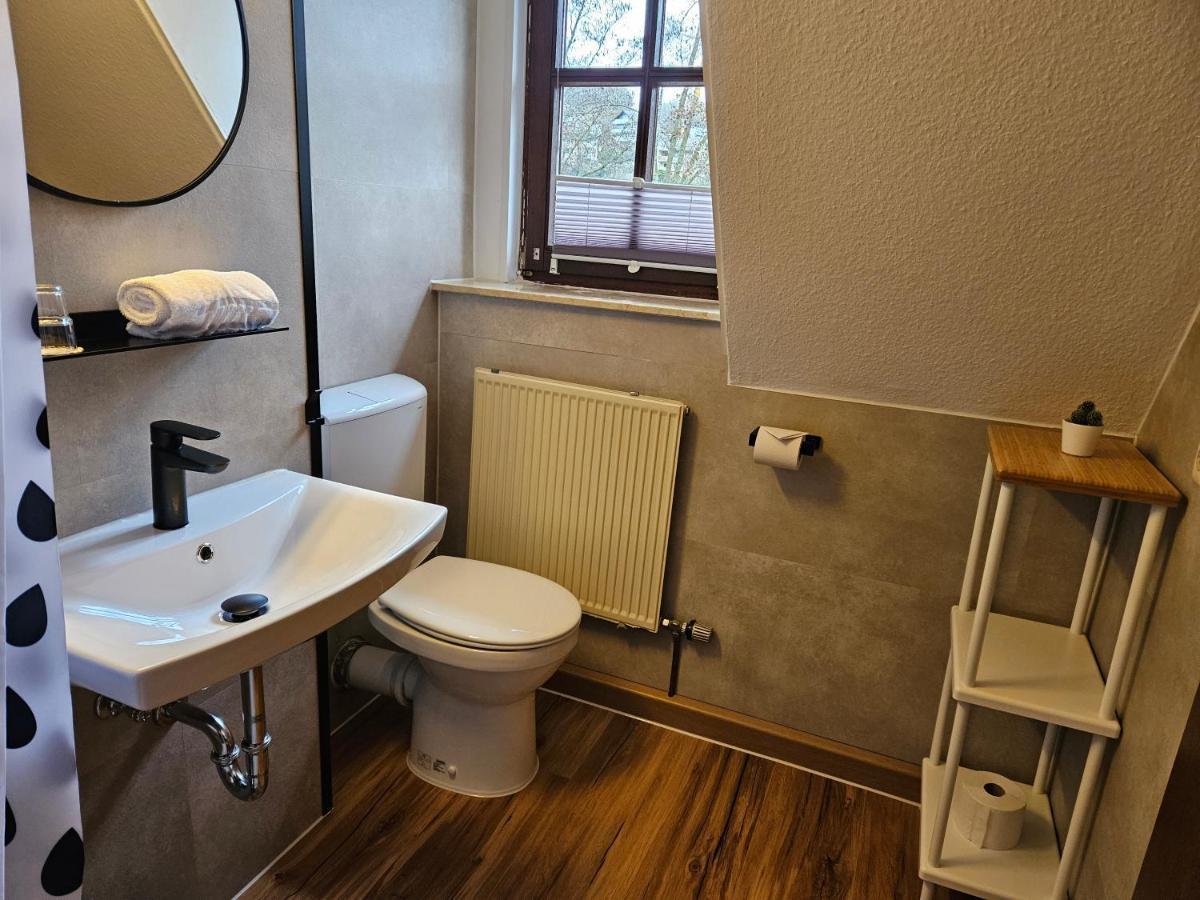 Landhotel Oelmuehle Mombris Esterno foto