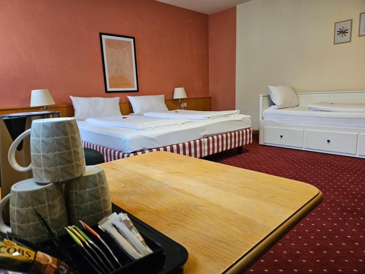 Landhotel Oelmuehle Mombris Esterno foto